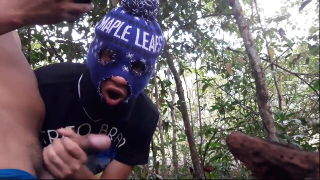 Outdoor Blowjob cumshot gayxxx